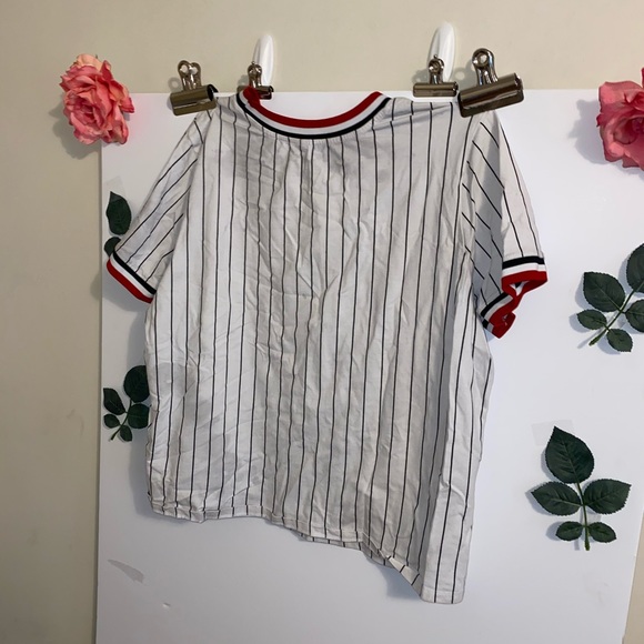 T-shirt - Picture 3 of 3